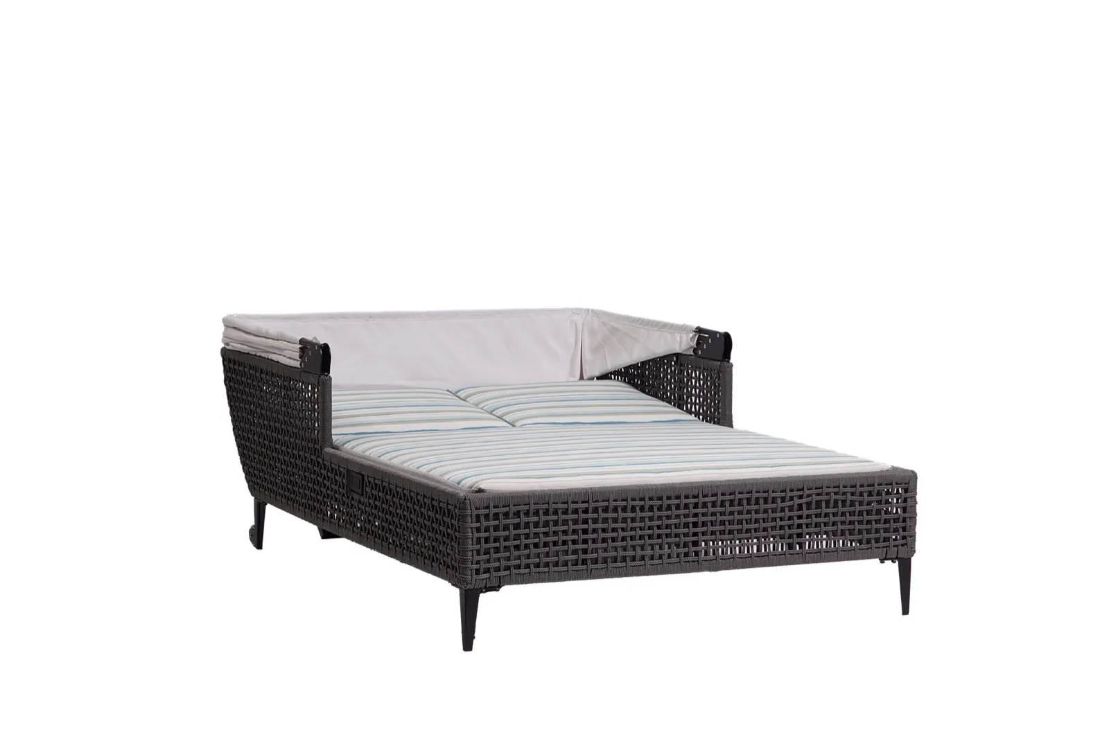 Genval Daybed W/Sunbrella Canopy thumbnail 3